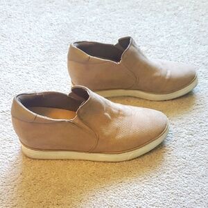 Dr. Scholl's Beige Slip-On Sneakers